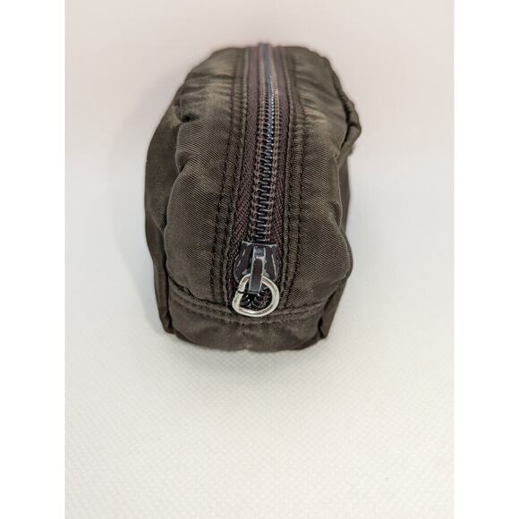 PRADA Pouch Tessuto Green Nylon Khaki Authentic Zip Bag - Picture 6 of 10